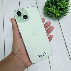 iPhone 15 (Unlocked) 256GB 