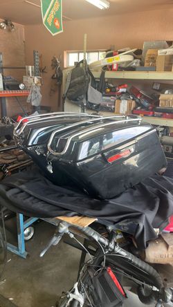 HD cruiser saddle bags