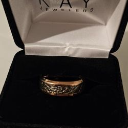 Men: Wedding Band Ring