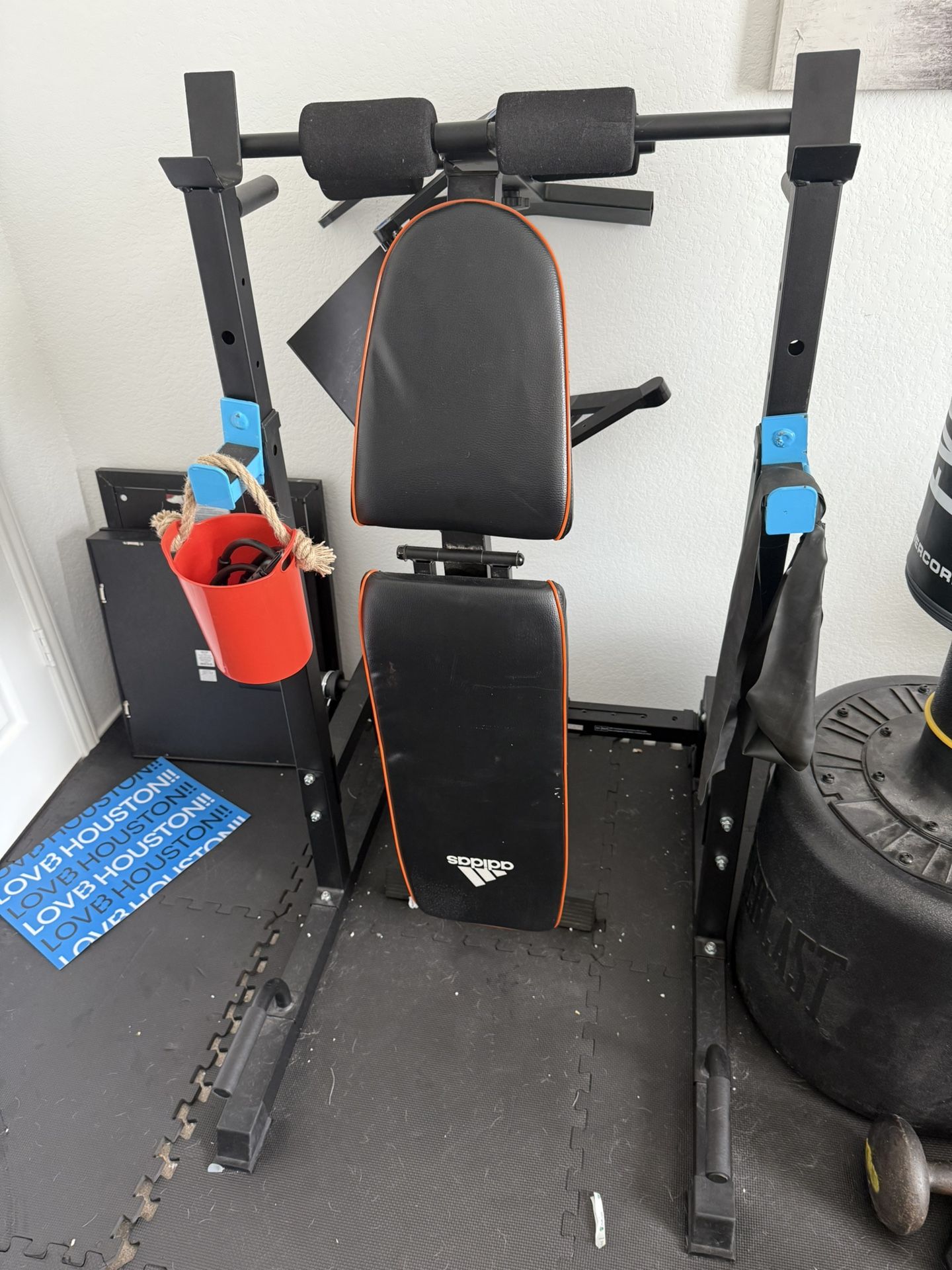 Squat Rack With Bench And Bar