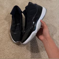 Jordan 11 Space Jam
