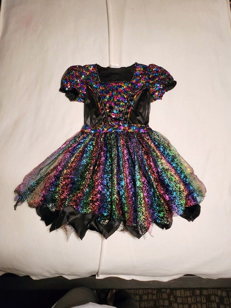 Spirit Kids Sequin Witch Halloween Costume Dress Black/Pink/Blue Medium
Stand out with this puff short sleeve colorful costume