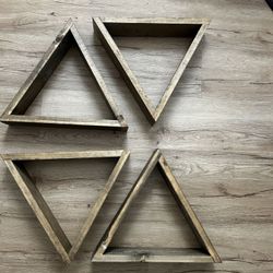 Triangle Shelves (Set Of 4)