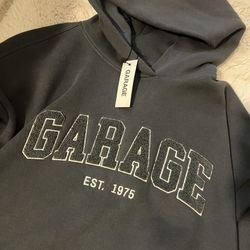 GARAGE HOODIE