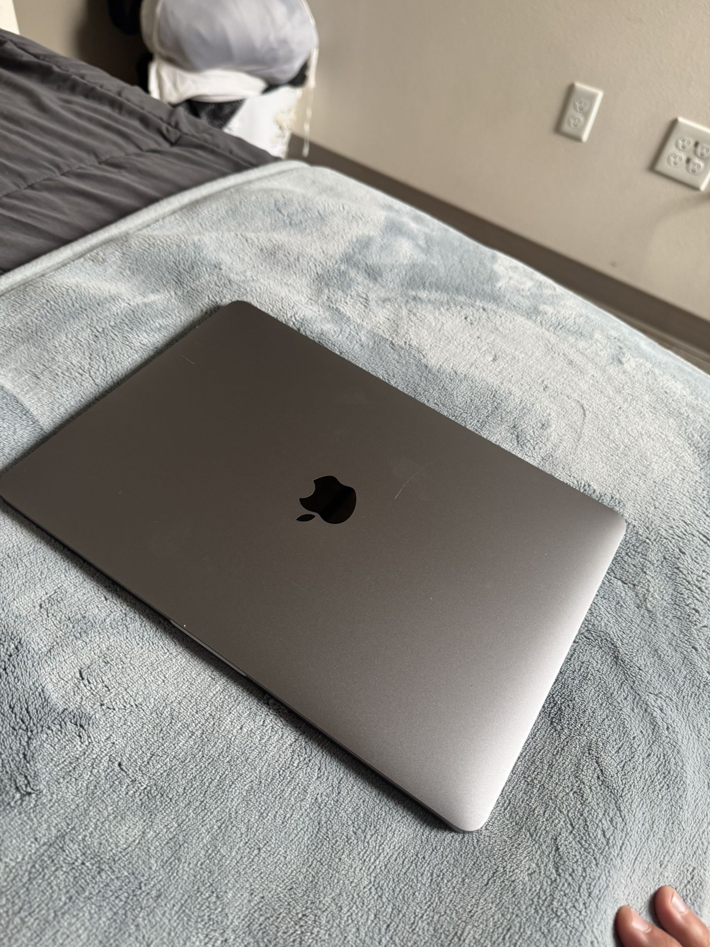 Mac Book Pro “13”