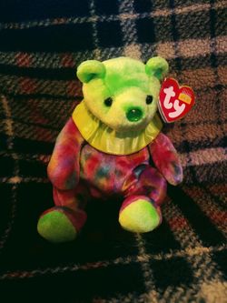 2001 TY Birthstone Nose: August