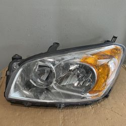 2009-2012 Toyota RAV4 Left Headlight 