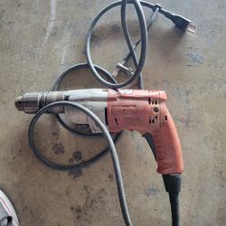 Milwaukee HAMMER DRILL