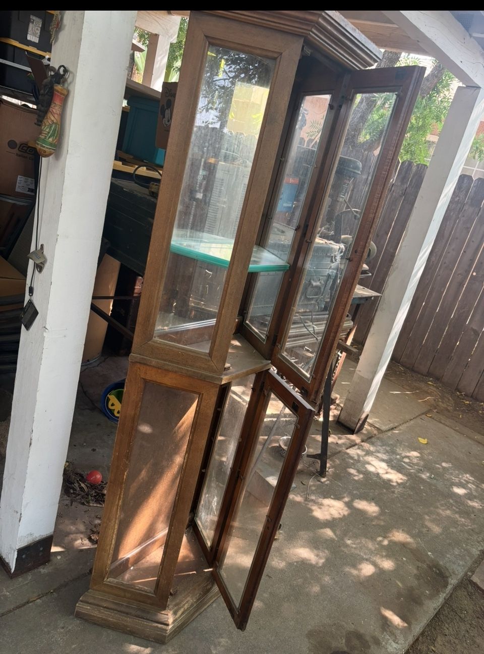 Curio Cabinet Antique $20