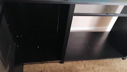 100 g fish tank, stand & accessories