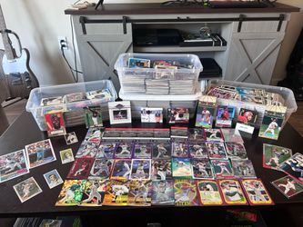 Huge baseball card lot