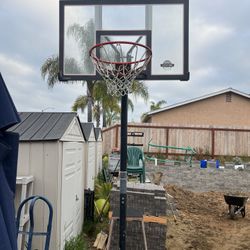 Lifetime 50” Basketball Hoop 6’ - 10’ Adjustable Heights