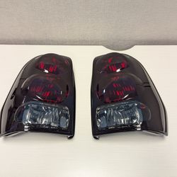 02-09 Chevy Trailblazer Dark Red Tail Lights
