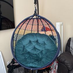 🌈 Hanging Egg Chair – Excellent Condition – $150 (OBO)