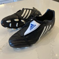 Adidas Soccer Shoes Cleats 8.5 Men $45