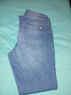 Jessica Simpson - size 8