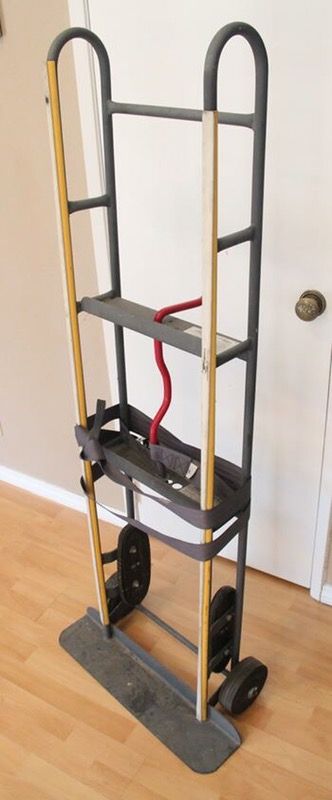 Milwaukee 60700 Hand Truck Dolly 700 lb Capacity Steel Moving Cart Appliance Heavy Duty Dollie Mover