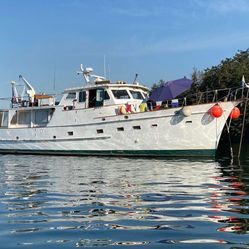 1972 Wonderfully Wood,55’ Grand Banks Alaskan Pilot House 11 Made , Remanufactured 3160 Cats Naturally Aspirated. Purrrrring Beautifully At 8-9 Knots.