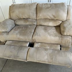 Two reclining love, seat, seats, beige, and one reclining couch, beige excellent condition