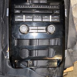 Ford F150 2011 Control Panel