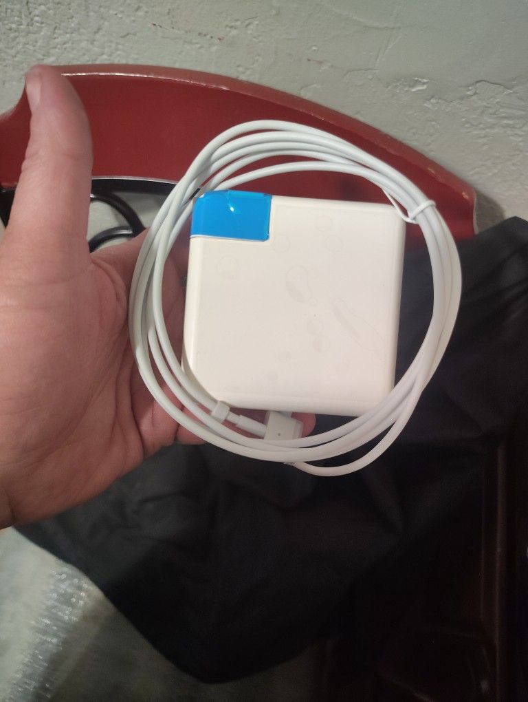 Brand New Replacement Apple MacBook Charger