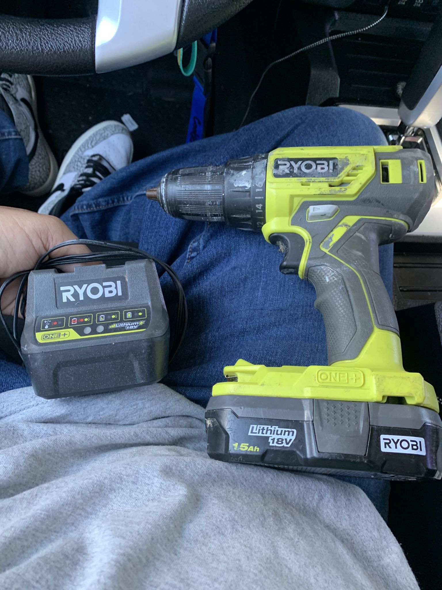 Ryobi Drill With Battery And Charger