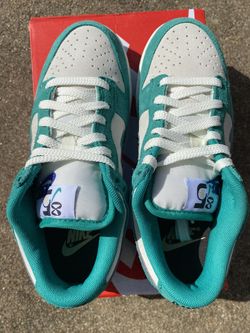 dunk low se 85 neptune green
