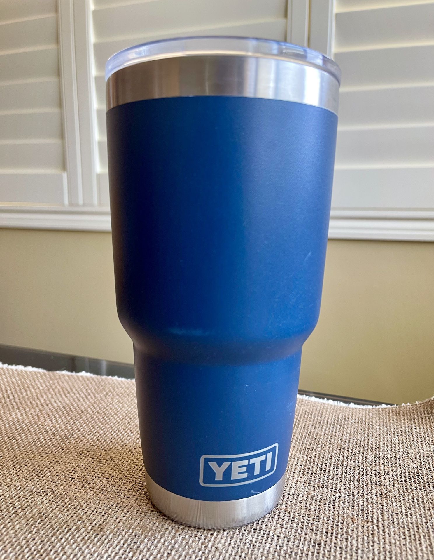 24 fl oz Yeti Insulated Tumbler