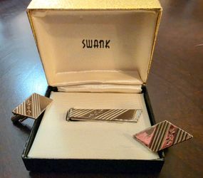 Vintage Swank Tie Bar and Cuff Set