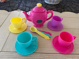 Play go Musical Tea Set