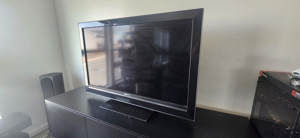 40" Sony LCD HDTV