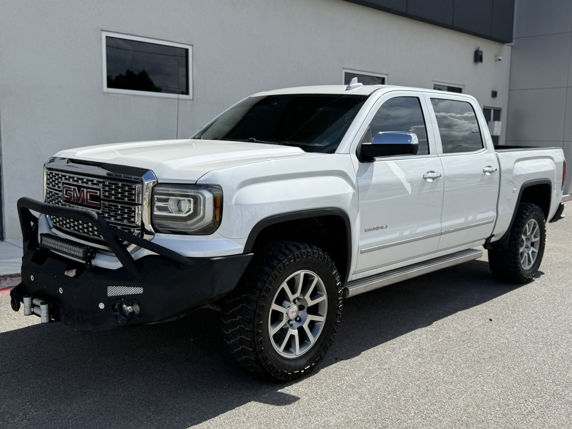 2016 GMC Sierra
