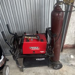 Lincoln Electric Weld-Pak 140HD MIG Welder + Gas Tank + Cart – Ready to Use