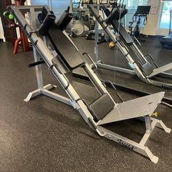 Hoist Leg Press Hack Combo!