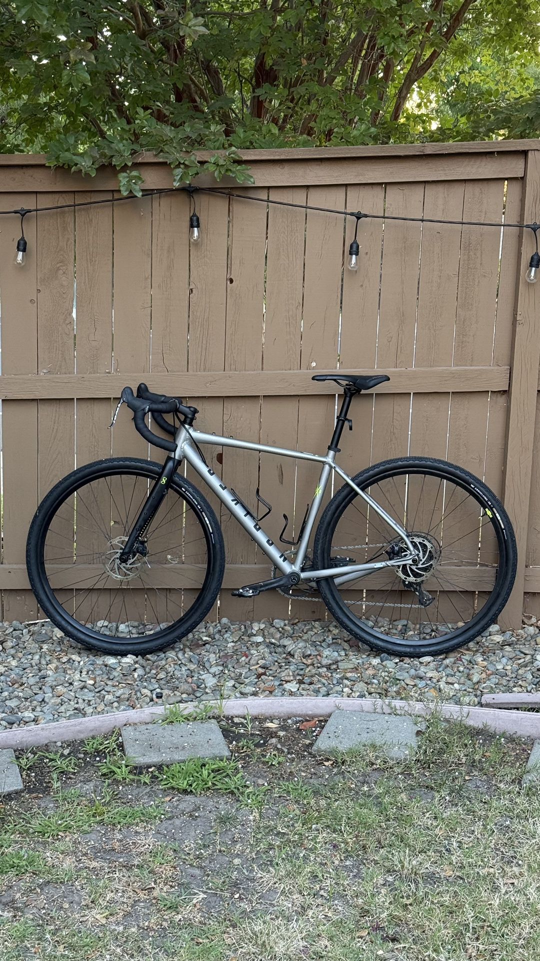Gravel Bike