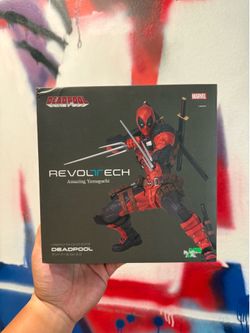 Revoltech Deadpool 2.0 Figure
