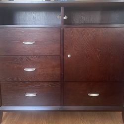 Solid Wood TV Stand/Dresser
