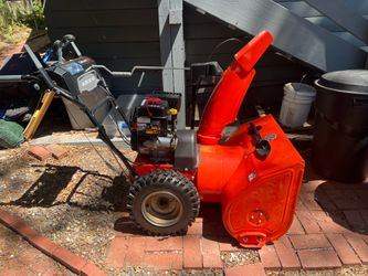 Ariens Deluxe 28 Snow Blower