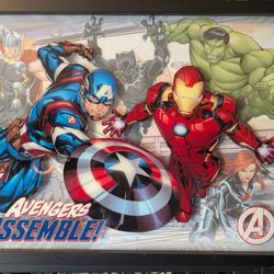 Rare Marvel Avengers Assemble 3d Glass Framed Art Like New Ironman Cptn America
