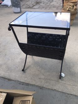 Médium Table 