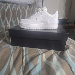 Nike Sneakers 