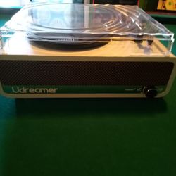 Dreamer Record Player 