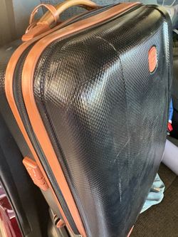 Luggage roller