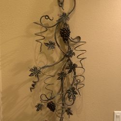 Wine holder