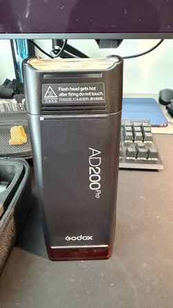 Godox AD200 pro camera flash set