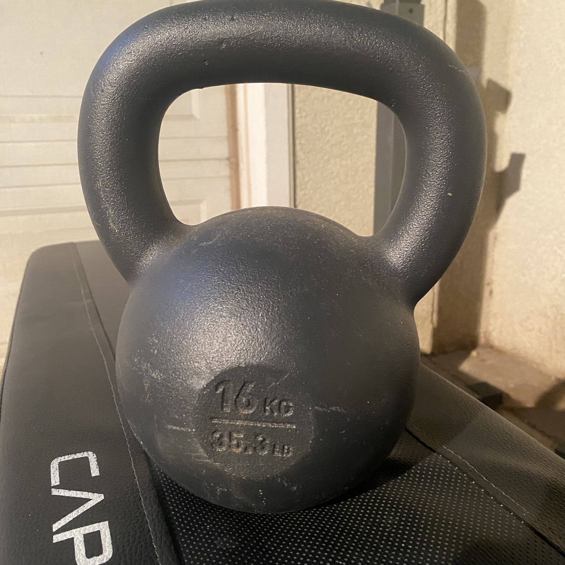 Ethos 35lb Kettlebell 