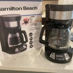 Filter Coffee Maker – 4 to 6 Cups ☕ – Great Condition