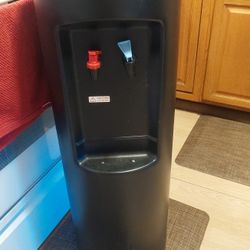 Water Dispenser 