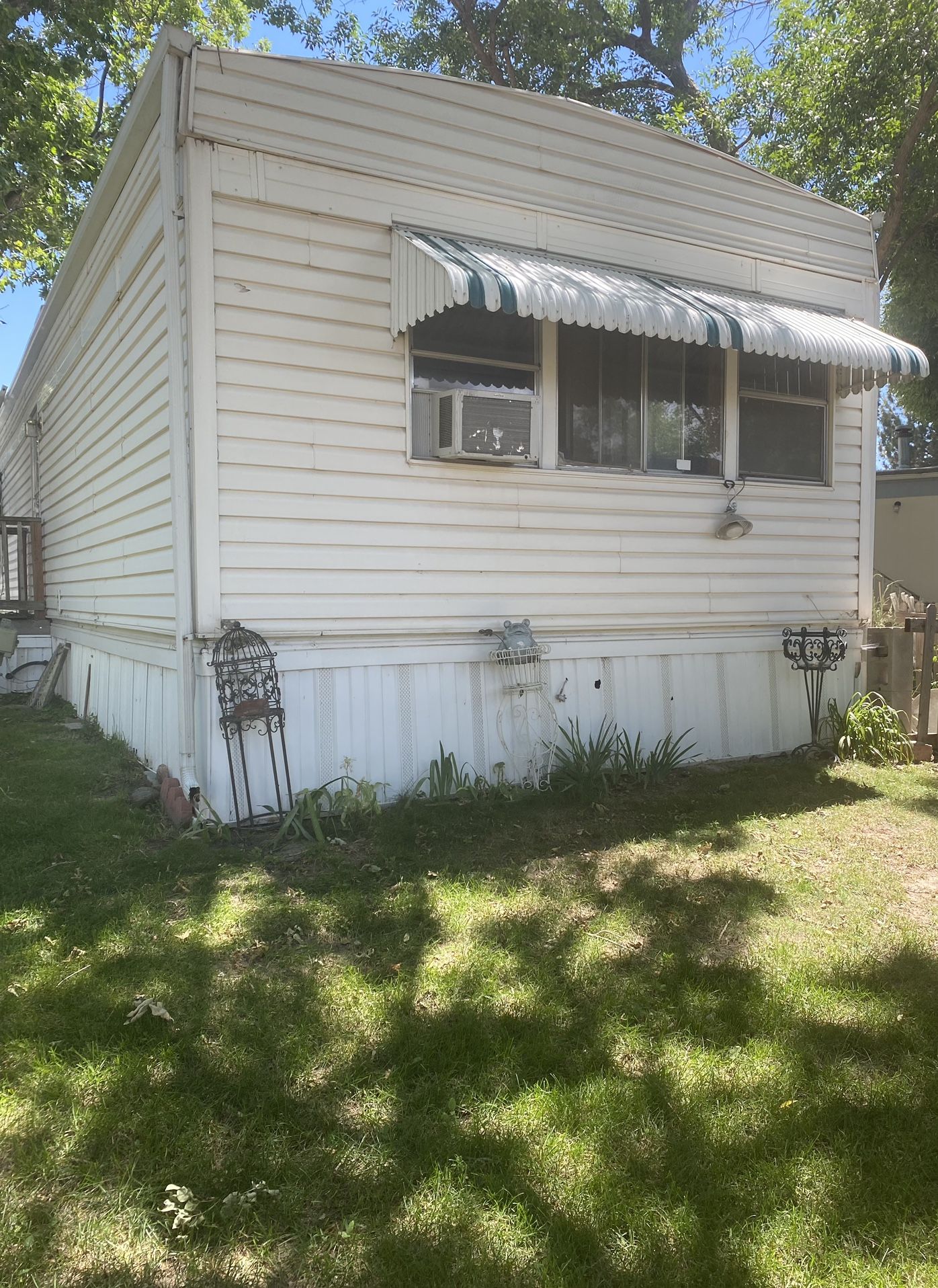 1980 Bonneville Mobile Home Fixer Upper