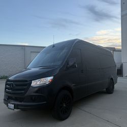 2020 Mercedes Sprinter 